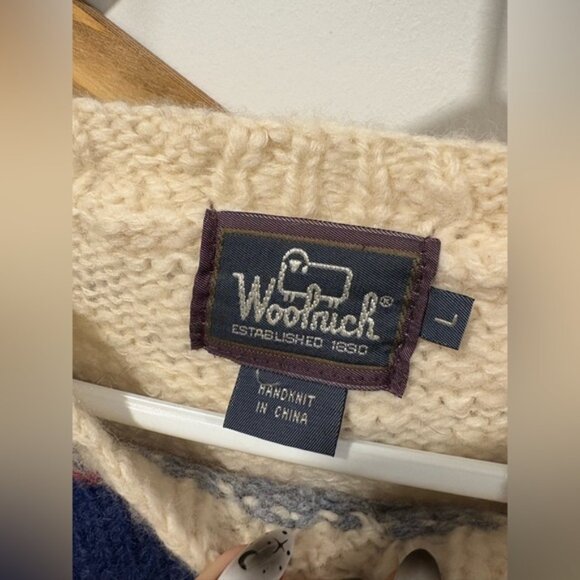 VINTAGE Woolrich Sheep Pattern Sweater - Blue, Cream, and Red - Picture 3 of 8